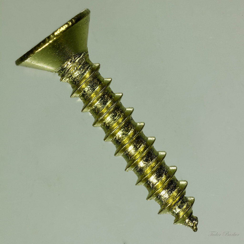 MDF SCREW 4*60