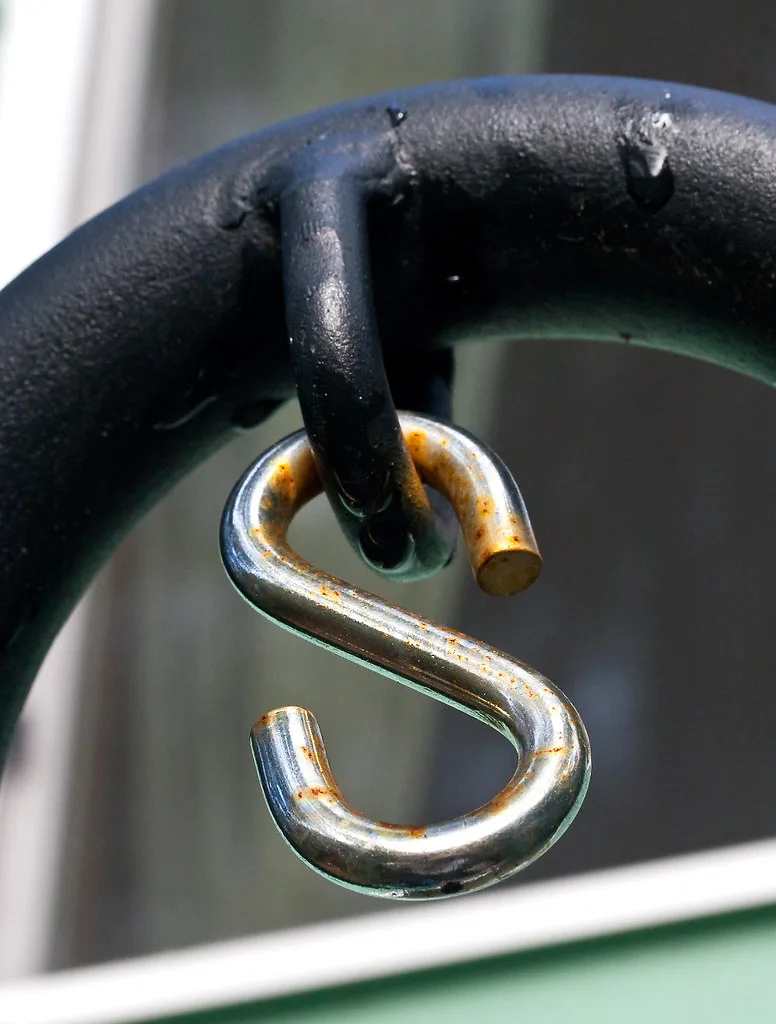 METAL HOOKS