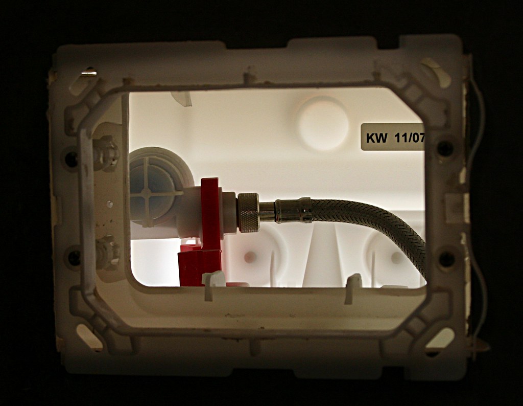 CISTERN BUTTON WHITE